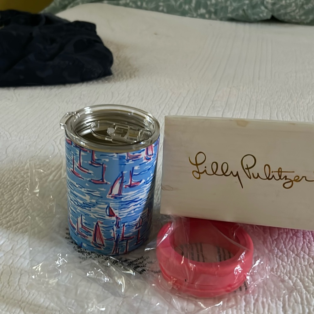Lilly Pulitzer canned tumbler